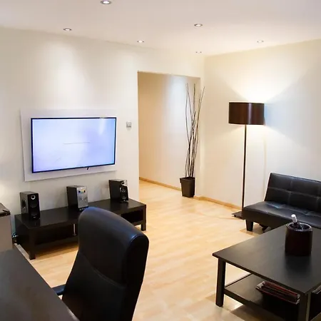 Location, 6 Ermou Street, Syntagma Square * Athens