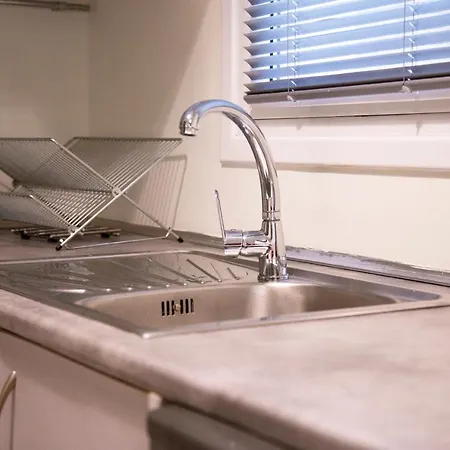 Location, 6 Ermou Street, Syntagma Square * Athens